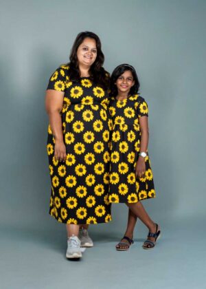 Twinning Set - Sunflower