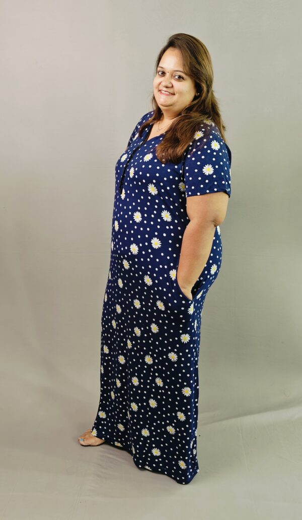 Night Gown / Nighty - Navy Daisy